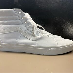 New without Box Men’s Vans Sk8-Hi True White White Canvas Sneakers Size Men 12.